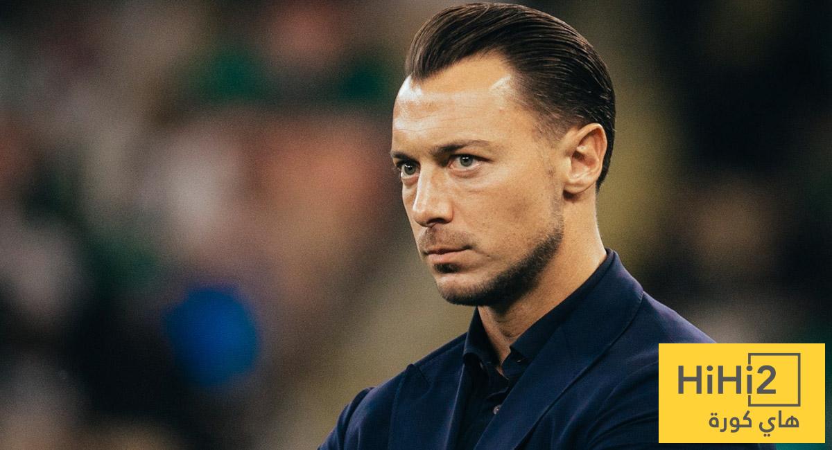 الأهلي يفقد أبرز عناصره قبل اختبار ضمك ! الأهلي يفقد أبرز عناصره قبل اختبار ضمك !