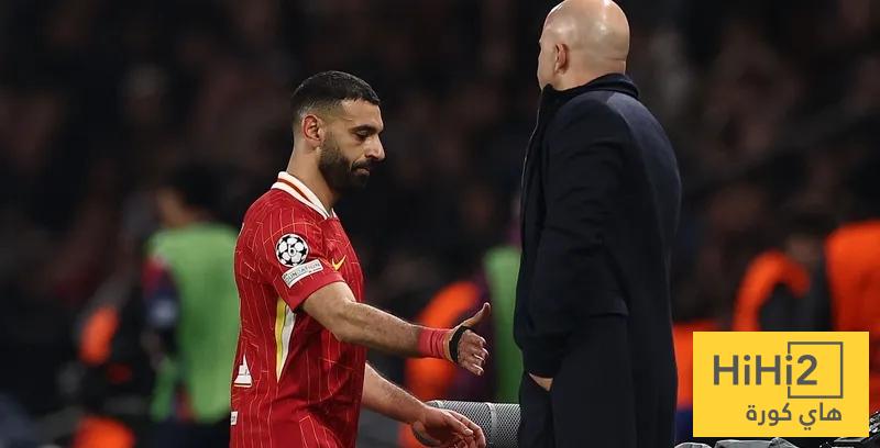 سلوت يوضح سبب مشاركة صلاح احتياطيا ضد باريس سان جيرمان