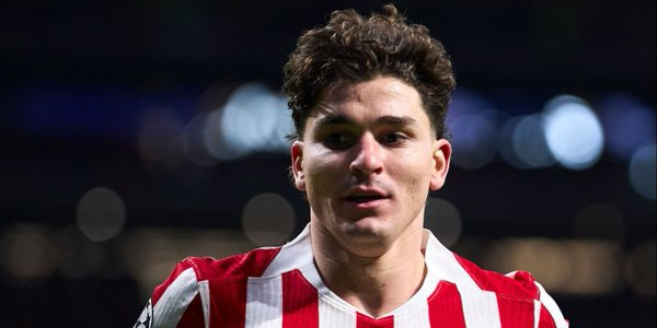 الفاريز يسجل الهدف الاول في شباك برشلونة