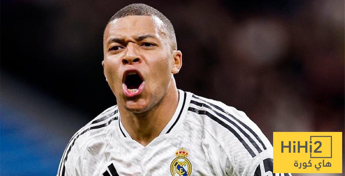 مبابي يقترب من دخول نادي المائة