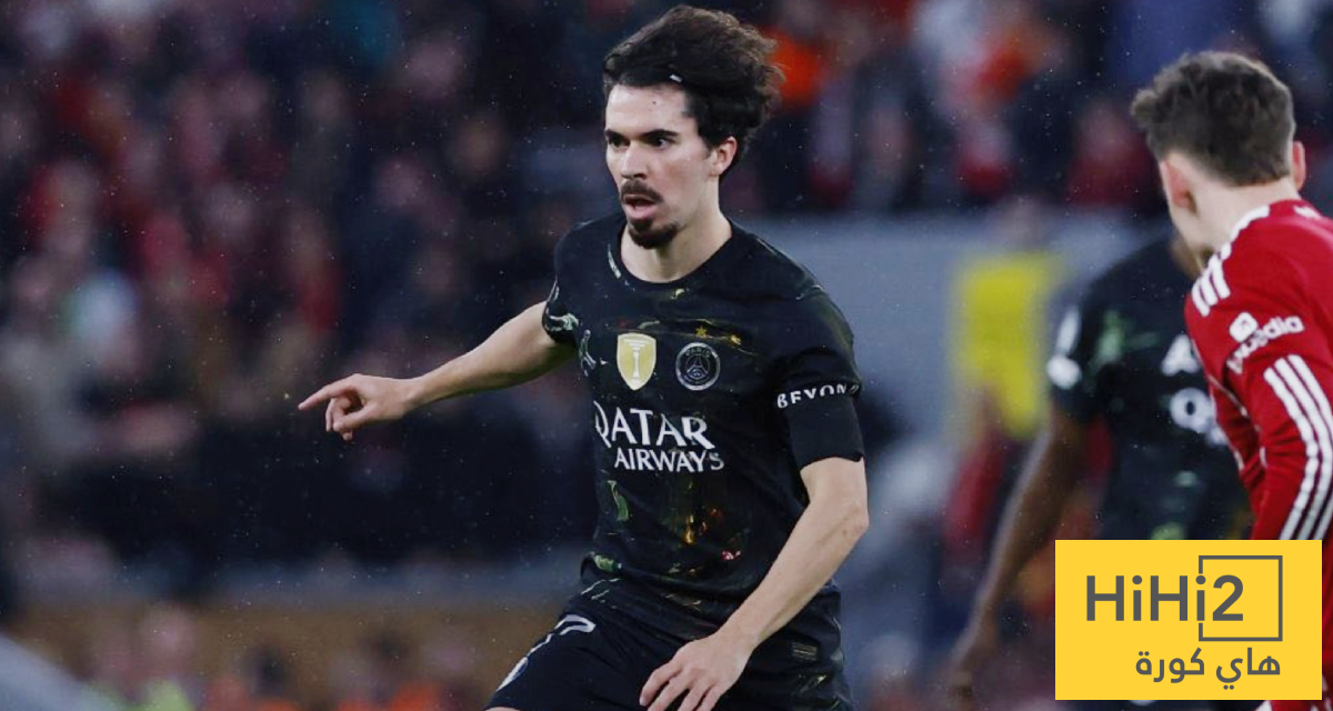 إحصائيات الشوط الأول لمباراة ليفربول وباريس سان جيرمان إحصائيات الشوط الأول لمباراة ليفربول وباريس سان جيرمان