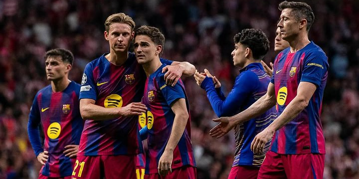 رسالة مؤثرة من دي يونغ بعد الإقصاء الأوروبي