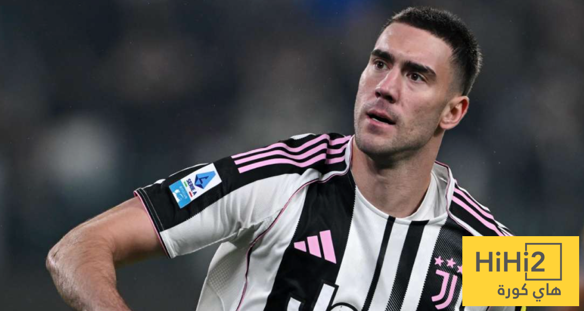 ميلان يتخذ قرارات صعبة للتعاقد مع فلاهوفيتش