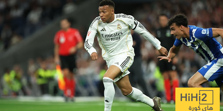 مبابي يسجل الهدف الاول في شباك الافيس