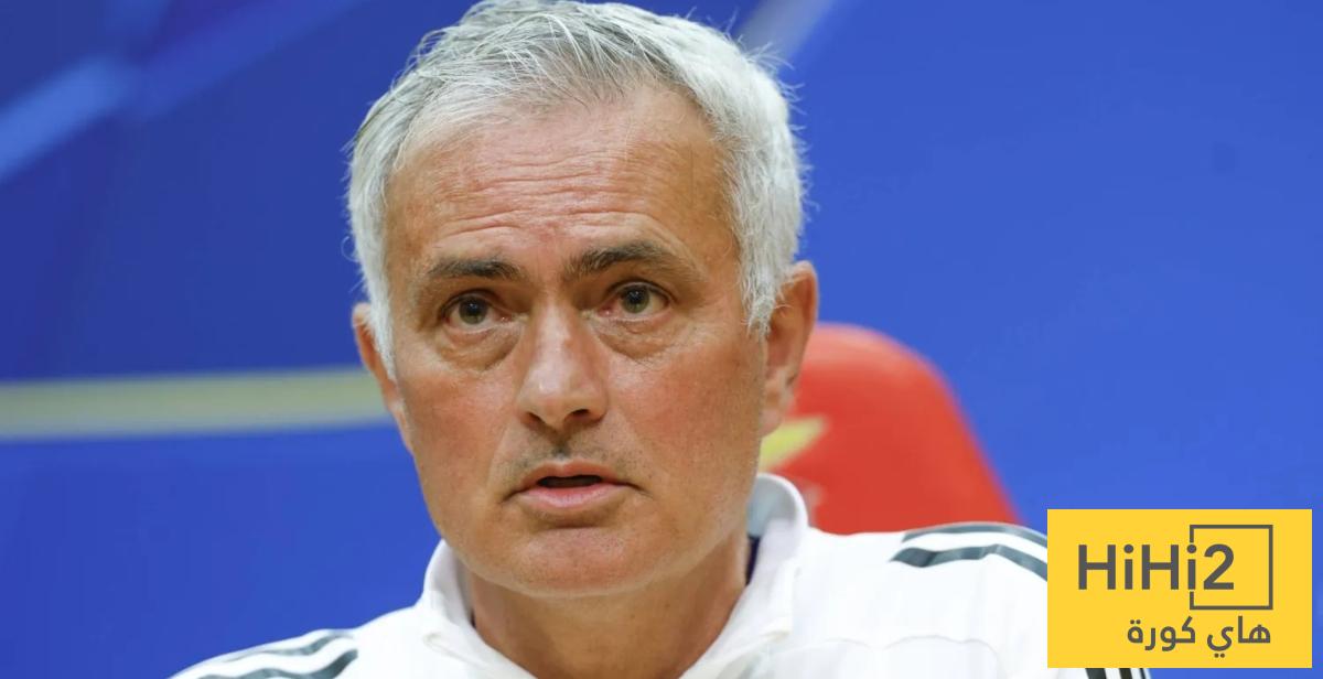 جماهير ريال مدريد تريد مورينيو