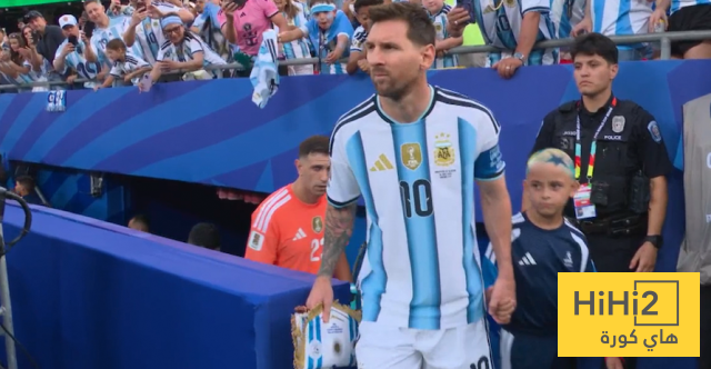 ميسي يتقدم للأرجنتين أمام الجزائر بالهدف الأول