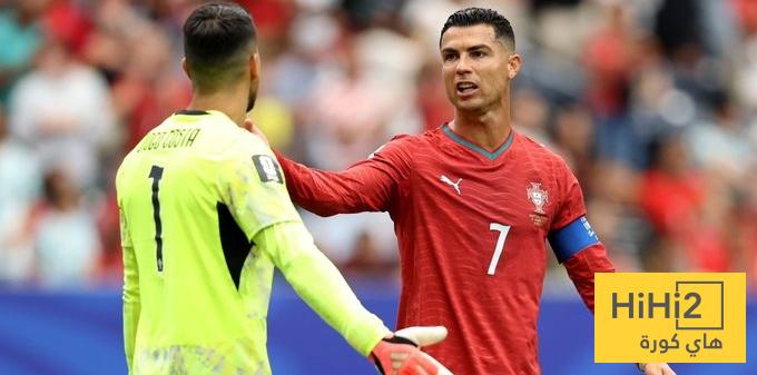 مدرب البرتغال يجيب .. هل راودتك فكرة استبدال رونالدو ؟