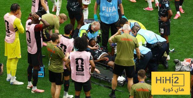 طرد ثانٍ ..  منتخب قطر بـ 9 لاعبين ضد كندا