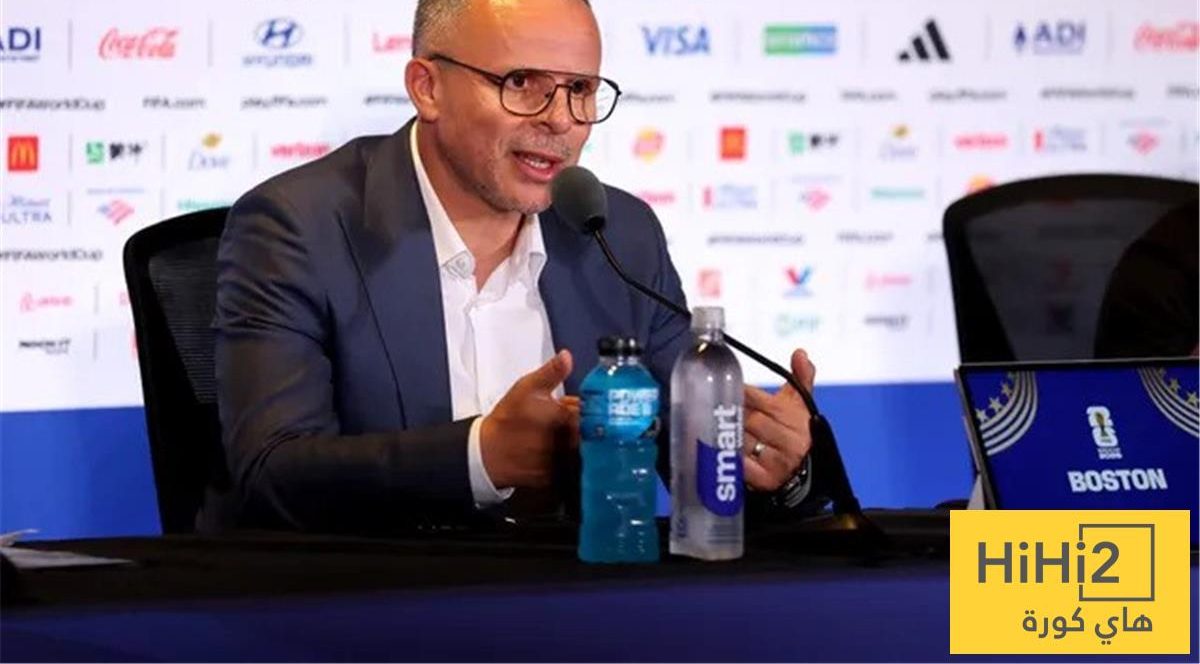 مساحات نيوز : أول تعليق من مدرب المغرب على أزمة أشرف حكيمي