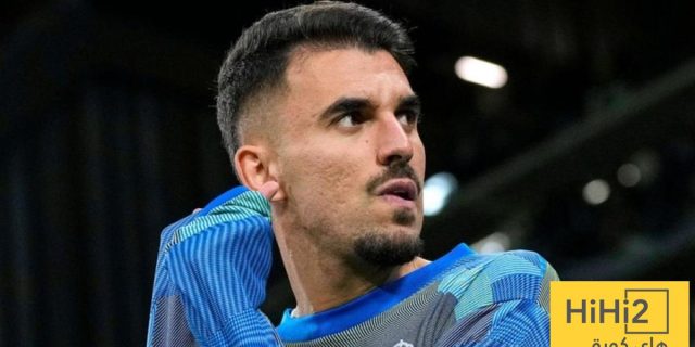 سيبايوس يريد العودة إلى ريال بيتيس.. ما الذي يعطل الصفقة؟!
