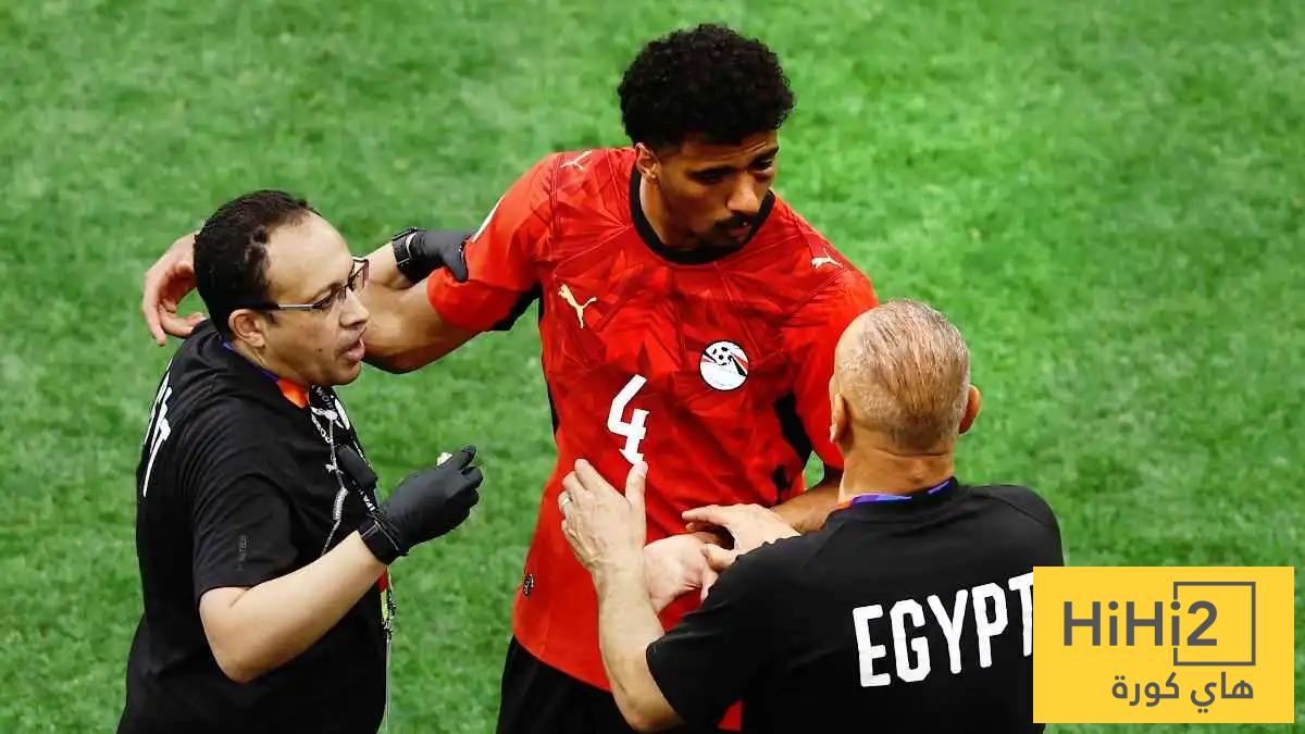 قبل مواجهة إيران.. الفيفا تمنع مدافع منتخب مصر من التدريبات