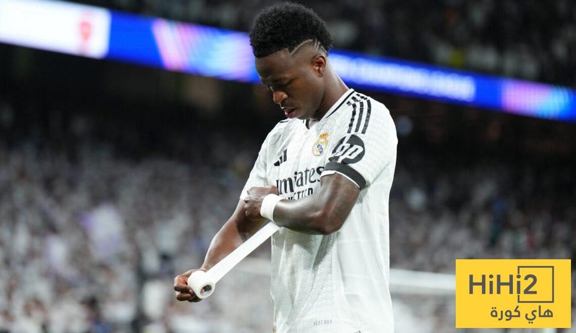 شرط فينيسيوس لتجديد عقده مع ريال مدريد