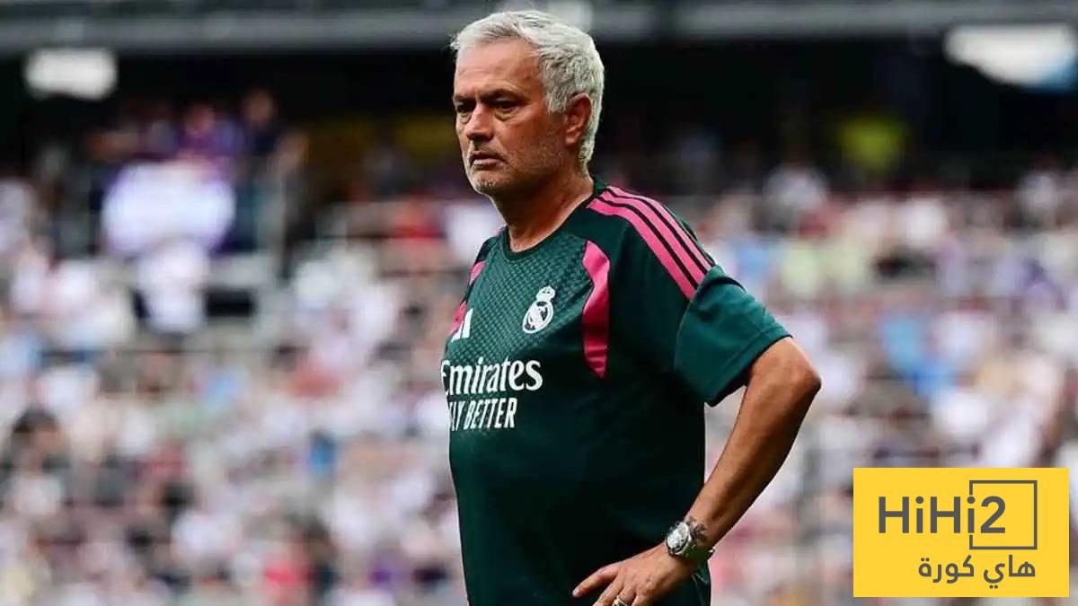 مورينيو يغير فلسفته لحل أزمة وسط ريال مدريد