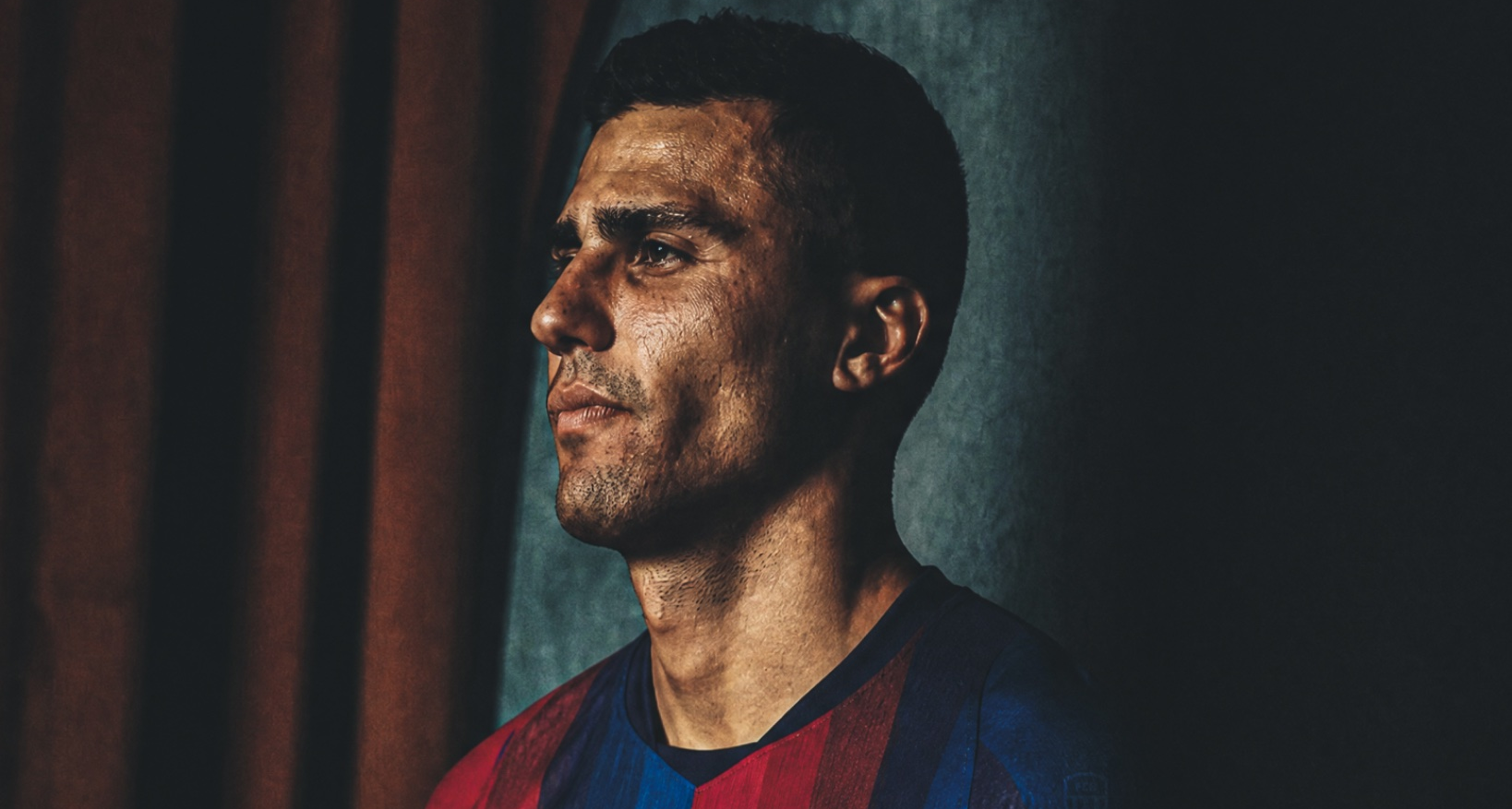 كم يبلغ الفارق بين عرض برشلونة الثالث ومطالب مانشستر سيتي في صفقة رودري؟