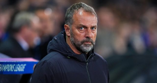 هذا اللاعب يثبت نفسه كعنصر لا غنى عنه في برشلونة فليك