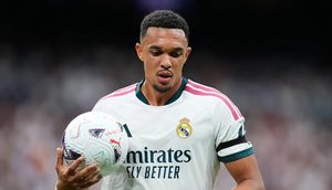 مورينيو أصاب الهدف.. دومفريس يعيد أرنولد إلى مستواه مع ريال مدريد