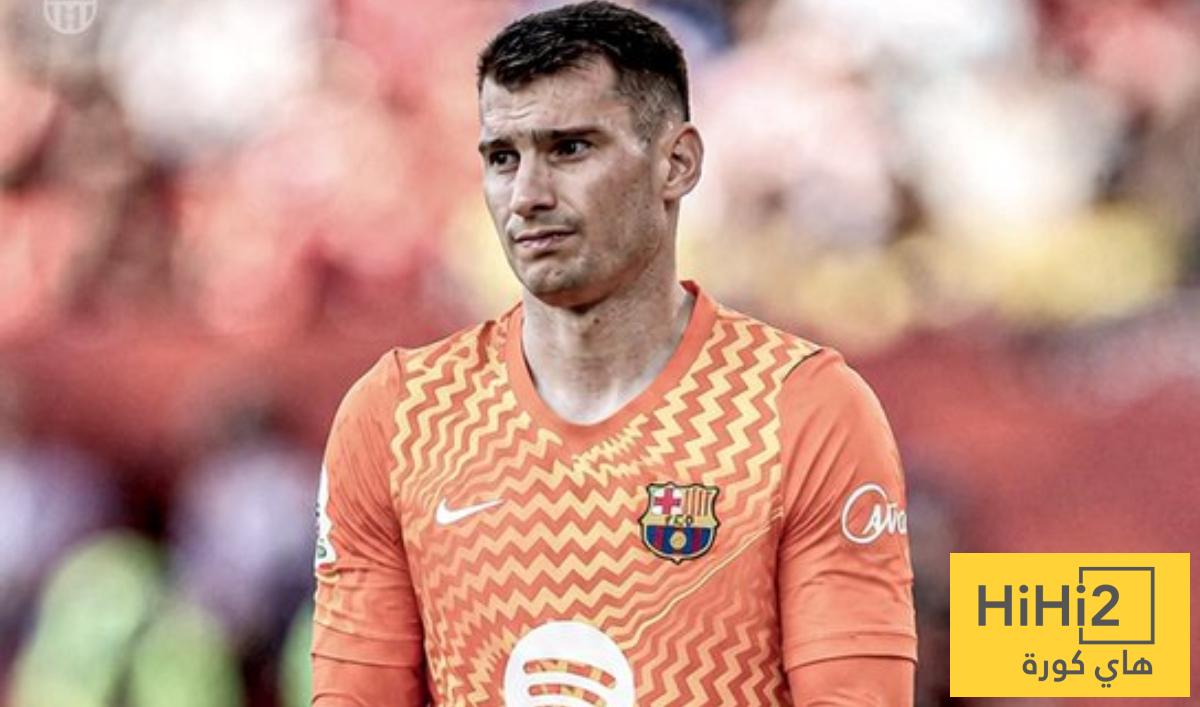 رسميا .. برشلونة ينجح في تسجيل ليفاكوفيتش