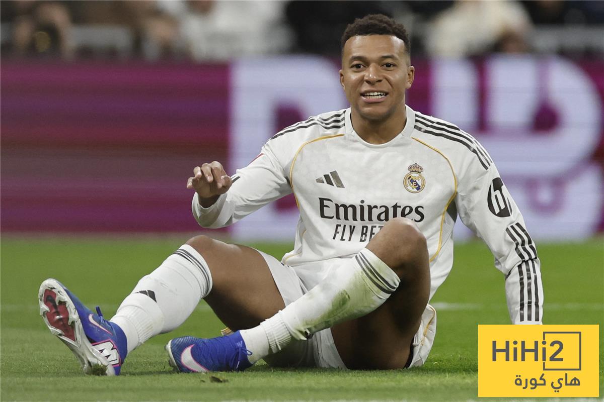 مبابي مطالب بتعويض باريس سان جيرمان بأمر المحكمة