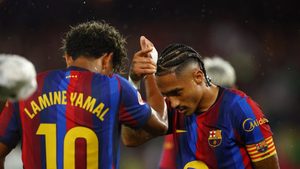 برشلونة يدك شباك راسينغ برباعية في الشوط الأول